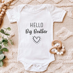 Bonjour grand frère SVG, promu grand frère SVG, faire-part de grossesse SVG, bientôt Svg, faire-part de bébé Svg, Bonjour tout le monde svg, dxf