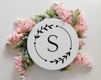 Classic monogram svg, monogram wreath svg, laurel wreath svg, cricut alphabet, wreath letters svg, initial monogram svg, minimalist monogram