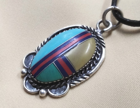 Detailed Vintage Native American Zuni Turquoise Coran Sterling Silver Coral Pin Detailed Vintage Native American Zuni Turquoise Coran Sterling Silver Coral Pin