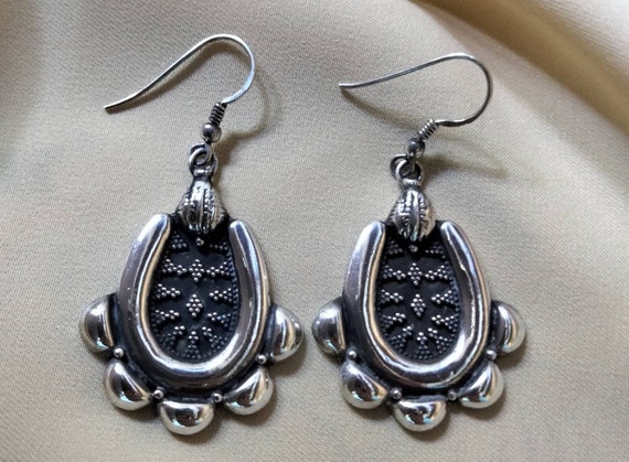 Vintage - sterling silver earring, ancient Berber… - image 1