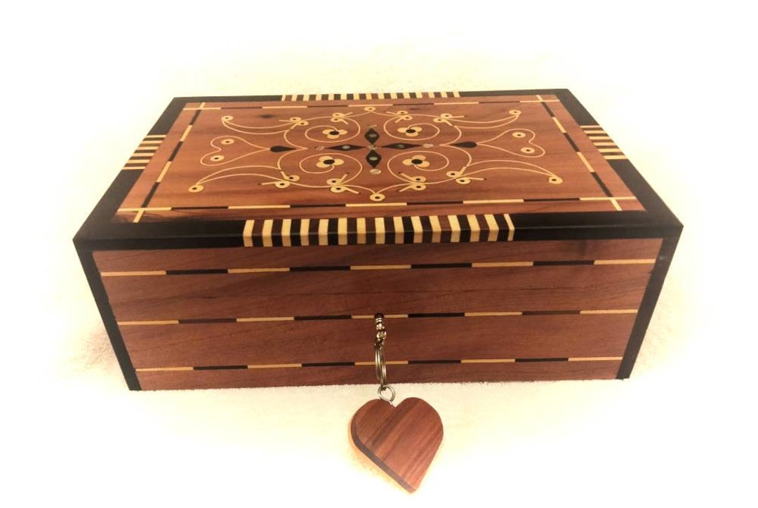 Large Wooden Jewelry Box, Cedar Wood Box With Two Levels of Storage