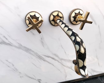 Rubinetto da bagno a parete in ottone non laccato: Resin Bones Conception