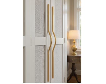 Puxador curvo em latão maciço para armário – Design arquitetônico moderno – Eleve o nível do seu espaço