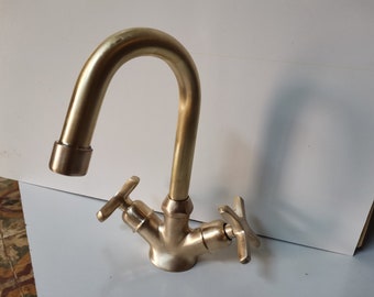 Unlacquered Brass Bathroom Vanity Brushed Brass Faucet With Traditional Handles