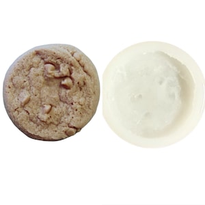 1pc Chocolate Chip Cookie Mold | Realistic Food Shape For Soap Embeds | Candle Embeds | Wax Melts Silicone Mold| Not Food Grade