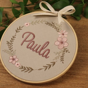 Name tag PAULA, personalized embroidery frame small flowers free national shipping image 2