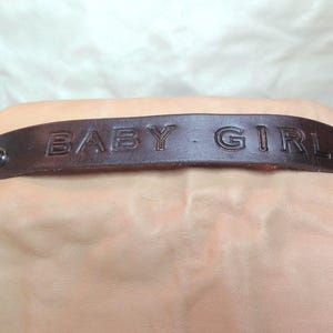 Handmade Veg Tan Leather Bracelet: Hand Tooled Snap Closure