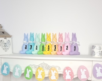 Lapin de Pâques en tissu : décoration printanière de style campagnard