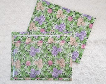 Shamrock Cross Stitch Project Bag: Vinyl Front, Thread Holder (13x11)