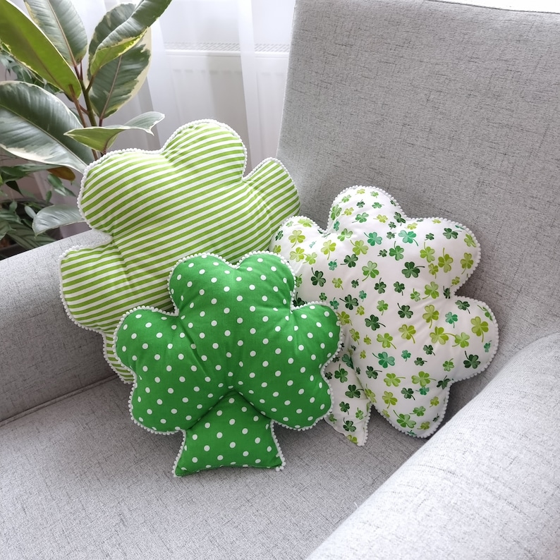 Shamrock Pillow St Patricks Day Deco Cushion Clover Green image 1