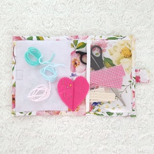Thread Keeper Cross Stitch Sewing Organizer Needle Work Floss Keeper