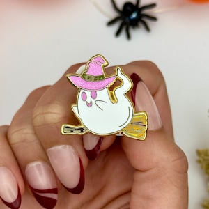 Flying Ghost Enamel Pin | Spooky Halloween Fashion Statement