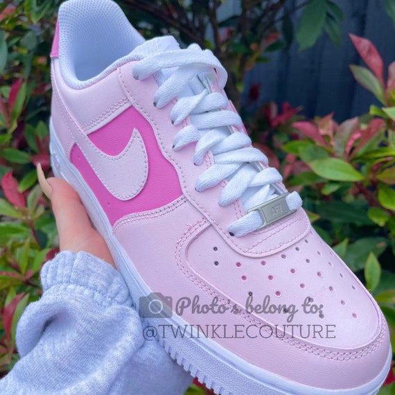Dynamiek Haalbaar politicus Barbie Pink Custom Nike Air Force 1 Sneakers - Etsy