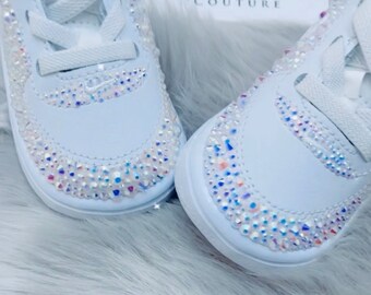 Baby Kleinkind und Kinder weiß custom nike Air Force 1 low mit Swarovski Crystals Brautjungfern Taufe Hochzeit