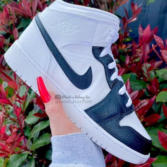 Nike Air Jordan 1 Mid Custom 