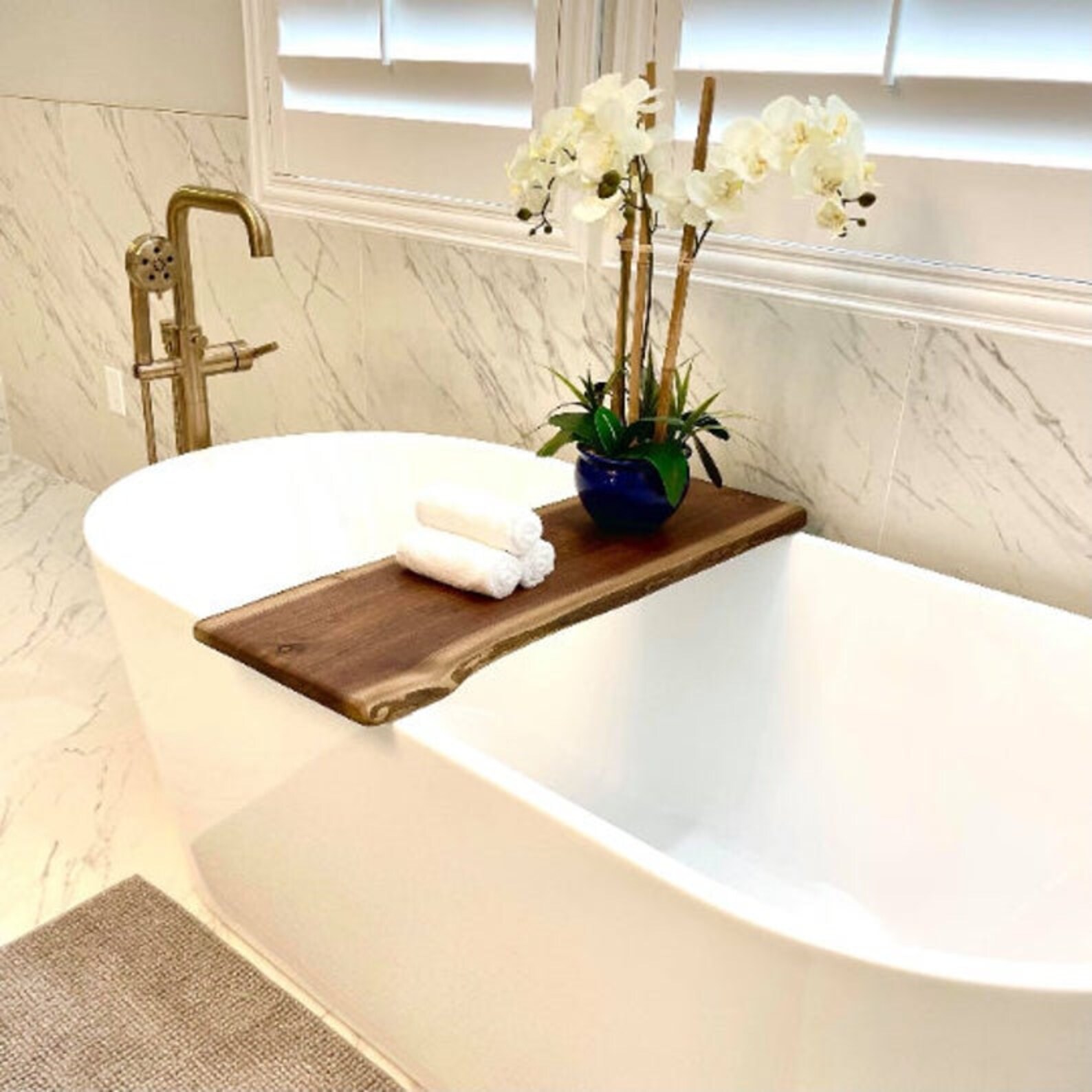 Acacia Live Edge Bathtub Tray Bathtub tray Wood Bath Caddy Etsy