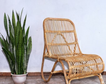 Handmade Rattan Reclining Portable Folding Beach Chair Rattan Wicker Bamboo Sun Lounger Pool Lounger Sunbed