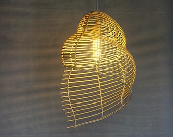 Modern Hand-Woven Bamboo Pendant Light Rattan Bamboo Weaving Kitchen Living Room Decor Pendant Lamps LED Light Fixtures Vintage Chandelier