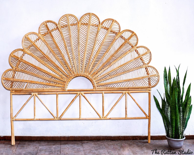 Handmade Rattan Floral Design BedHead Rattan Peacock Handcrafted Headboard Wicker Master Bedroom Furniture Decors 