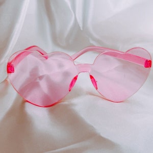 Heart shaped glasses perfect for going out || concerts || HSLOT || the eras || preppy || glasses