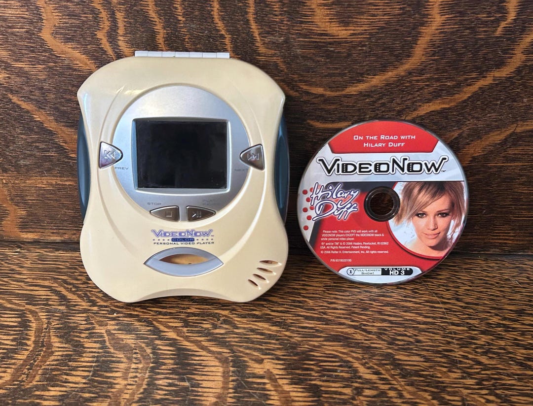 Video Now Color 2004 Hasbro Video Now Color Portable Movie Player With Hilary Duff CD ...
