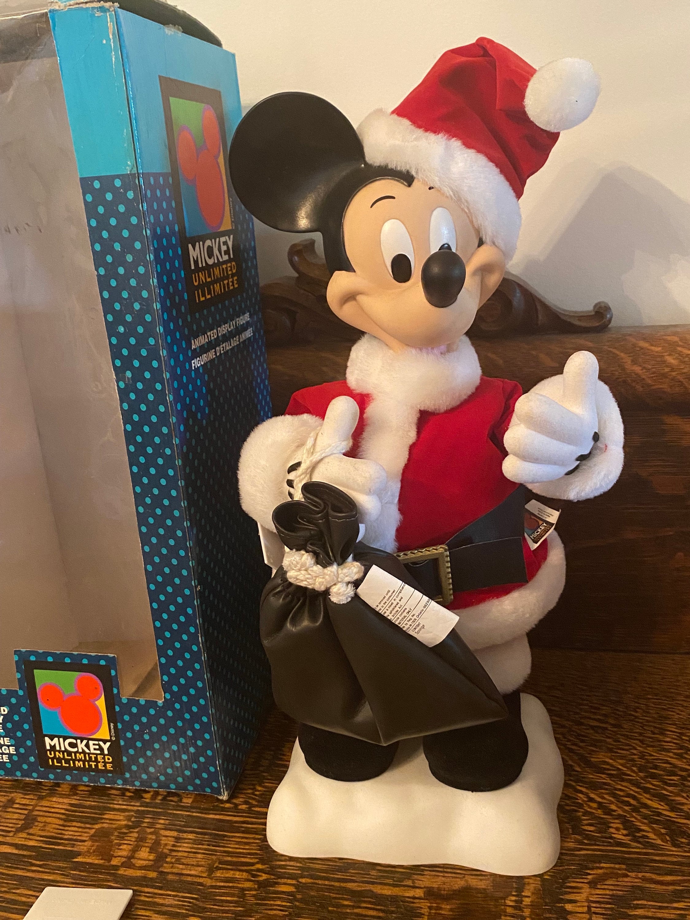 1997 Disney Telco Animated Mickey Mouse Christmas Decor