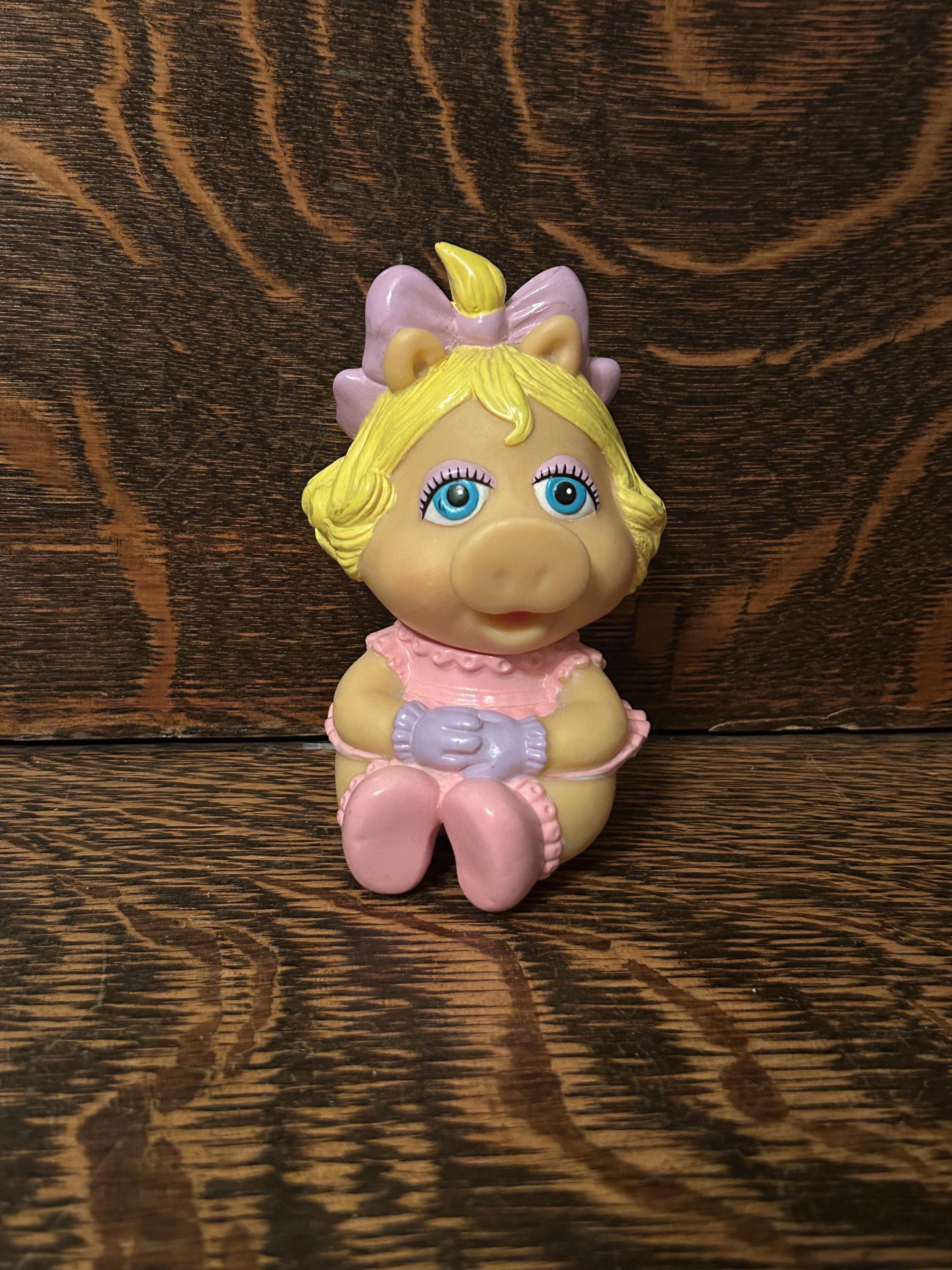 miss piggy sex doll I'm a big fan of Miss Piggy. So I wanted to make some of my own. I use a  Barbie curvy body and the head from a Miss Piggy plush doll. I main image 1
