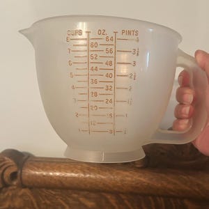 Vintage Tupperware Measuring Cup Plastic 8 500-9 Mix N Store Cups/OZ/Pints/L/ML Measurements Farmhouse Kitchen