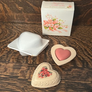 Vintage Avon A Token Of Love Scented Bar Soap 3-in-1 Decorative Soap