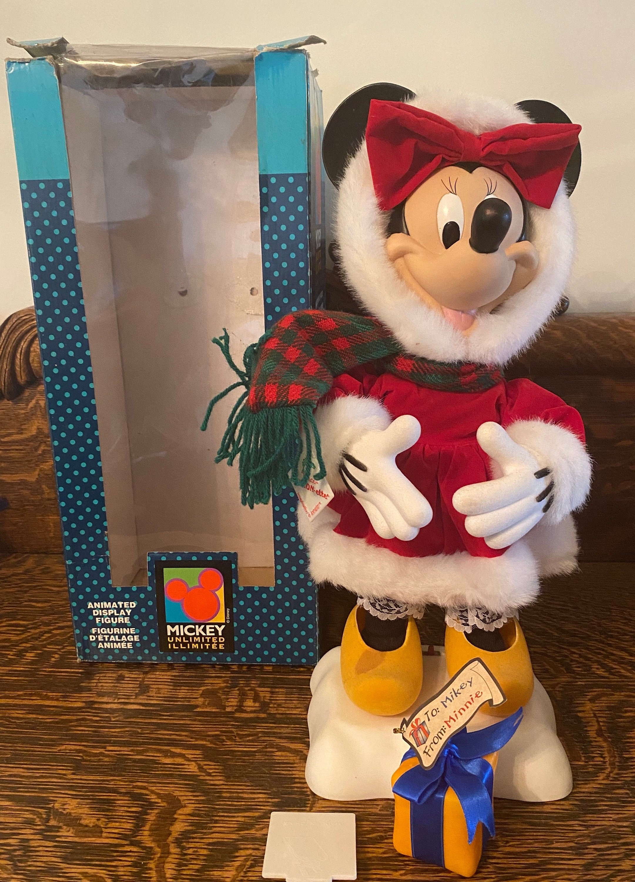 1997 Disney Telco Animated Minnie Mouse Christmas Decor