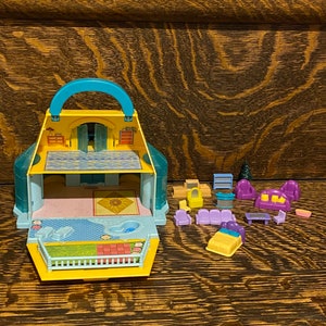 POLLY POCKET FASHION BEACH GAME 2004 NEW- OPENED BOX