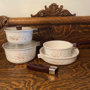 Vintage Arcoflam France Arcopal Ceramic Pots & Pans “Victoria” Pattern With Removable Handles