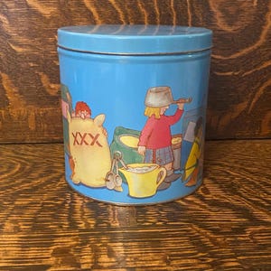 Tomie De Paola Style Cookie Tin - Cookie Jar - Metal Storage Canister - Vintage Kitchen Decor