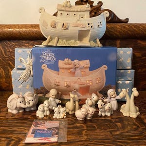 Rare Enesco Precious Moments Noah's Ark Illuminated Christian