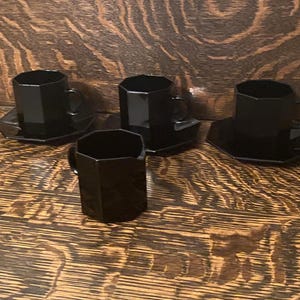 Vintage Arcoroc Octine Mugs, Saucer Plates & Creamer Cup Set Of 7
