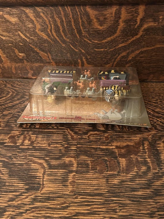Vintage the Wild Thornberrys Zipzaps Micro RC Kit Starter Kit