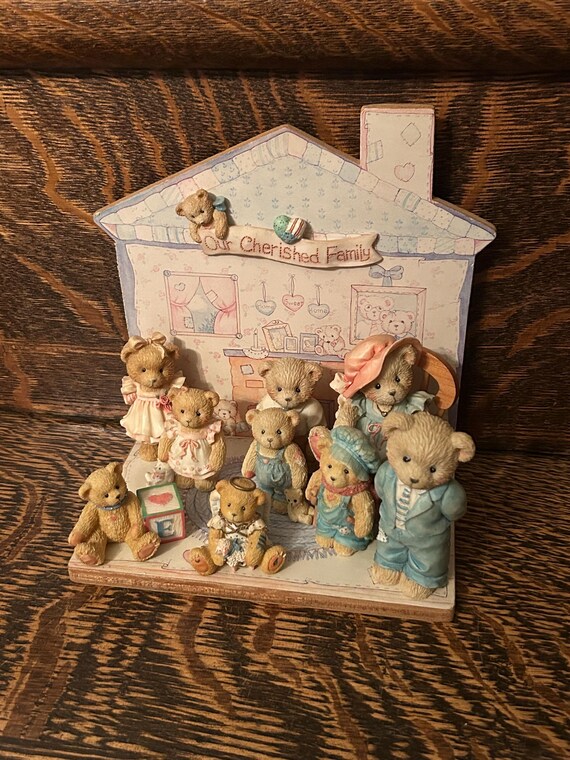 アンティーク　Cherished Teddies 3D 壁掛け飾り Our Cherished Family Cherished Teddies Set Complete With Extras