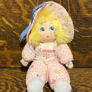 Vintage Kisses Doll American Greetings Plush Toy AmToy