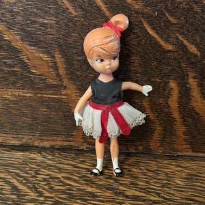 1965 Hasbro Dolly Darling - Etsy