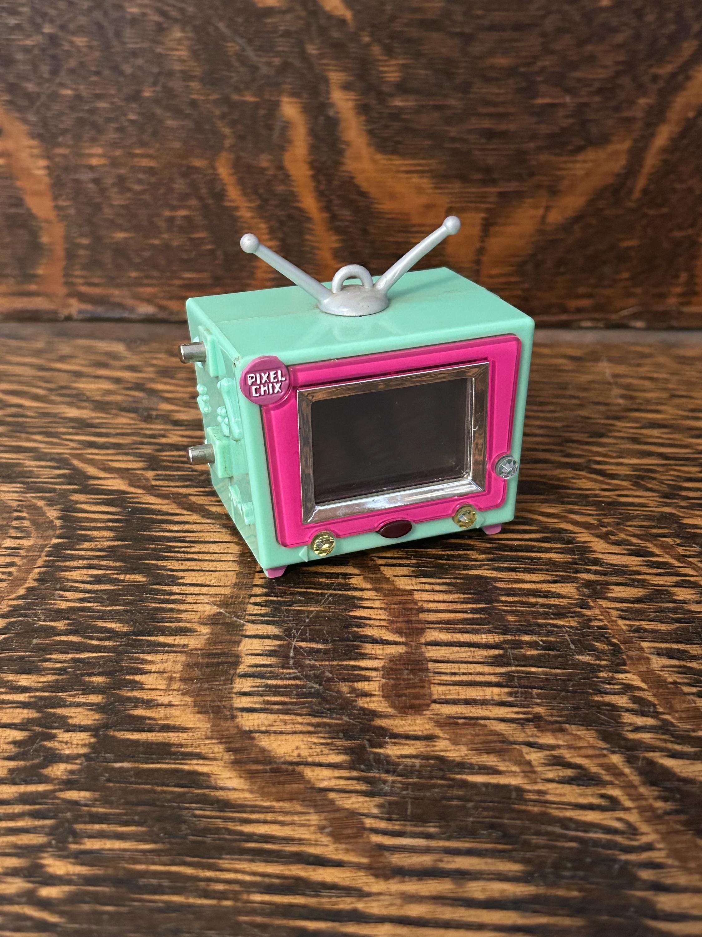Vintage pixel chix - Etsy 日本