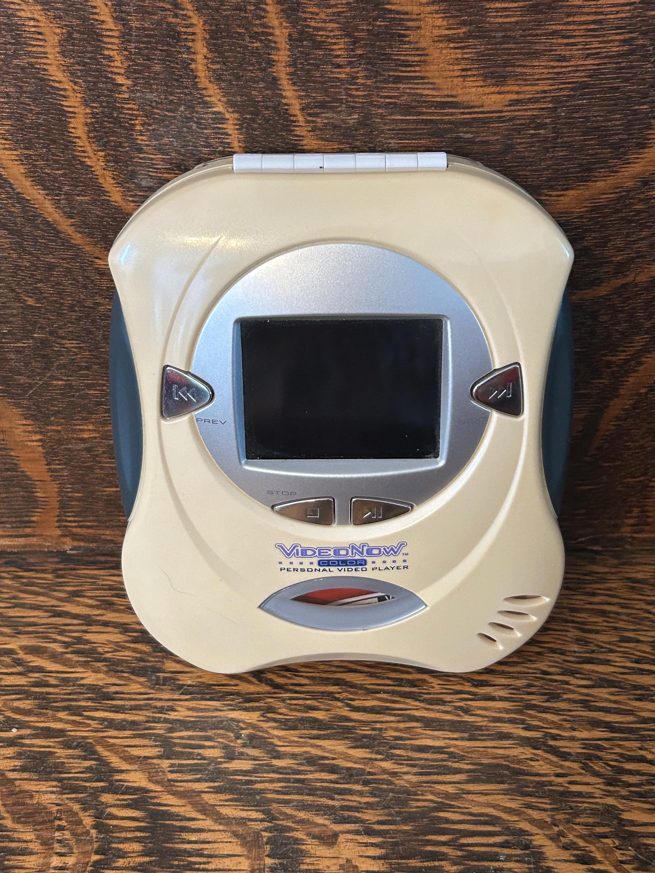 Video Now Color 2004 Hasbro Video Now Color Portable Movie Player With Hilary Duff CD ...