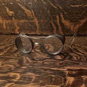 Antique Kings Saniglas Driving Safety Glasses 1909 Motorcycle Glasses - Automobile Glasses Parts/Repair