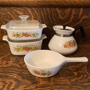 Vintage Corningware Spice Of Life Casserole Dishes & Kettle 1970’s Kitchenware Collection 7pcs
