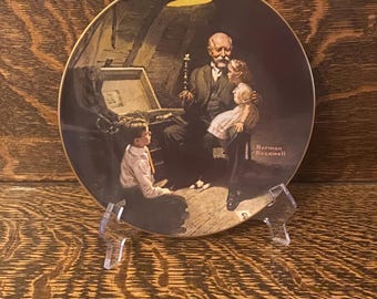 Vintage Norman Rockwell Plate “Grandpa’s Treasure Chest” Rockwell’s Light Campaign Series - 8.5” D Plate - 1983 Edwin M Knowles Fine China