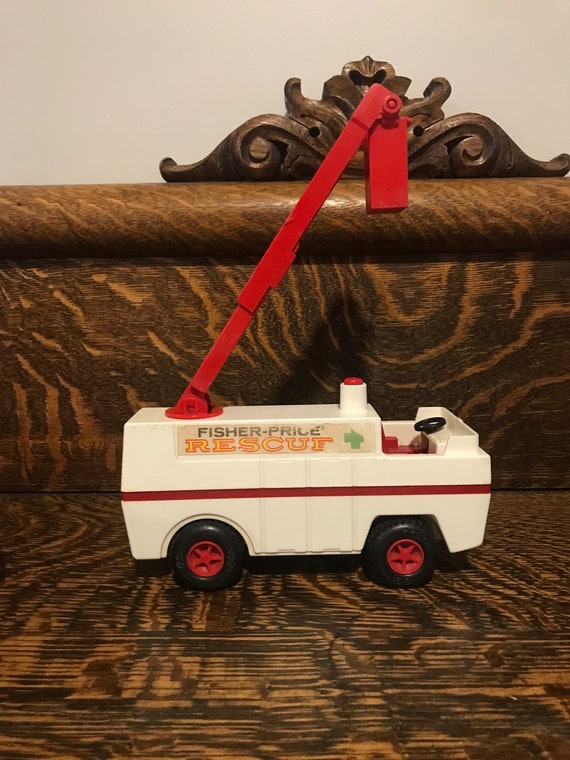 Véhicule de sauvetage Fisher Price, 1974, pièces mobiles d'un camion jouet  vintage -  France