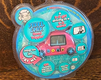 Pixel Chix Road Trippin’ Pink Car Keychain Toy Mattel 2005 Pixel Chix LCD Toy