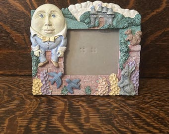 Vintage Humpty Dumpty Picture Frame 1992 Figi Graphics Hand Painted 3D Humpty Dumpty 4X6" Photo Frame