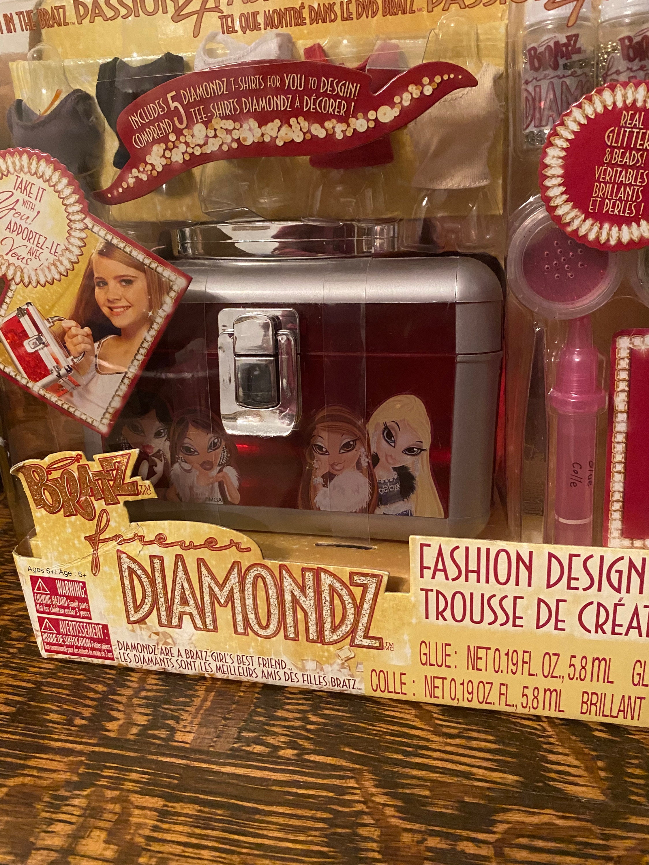 Rare Bratz Forever Diamondz Fashion Design Kit NIB 2006 MGA