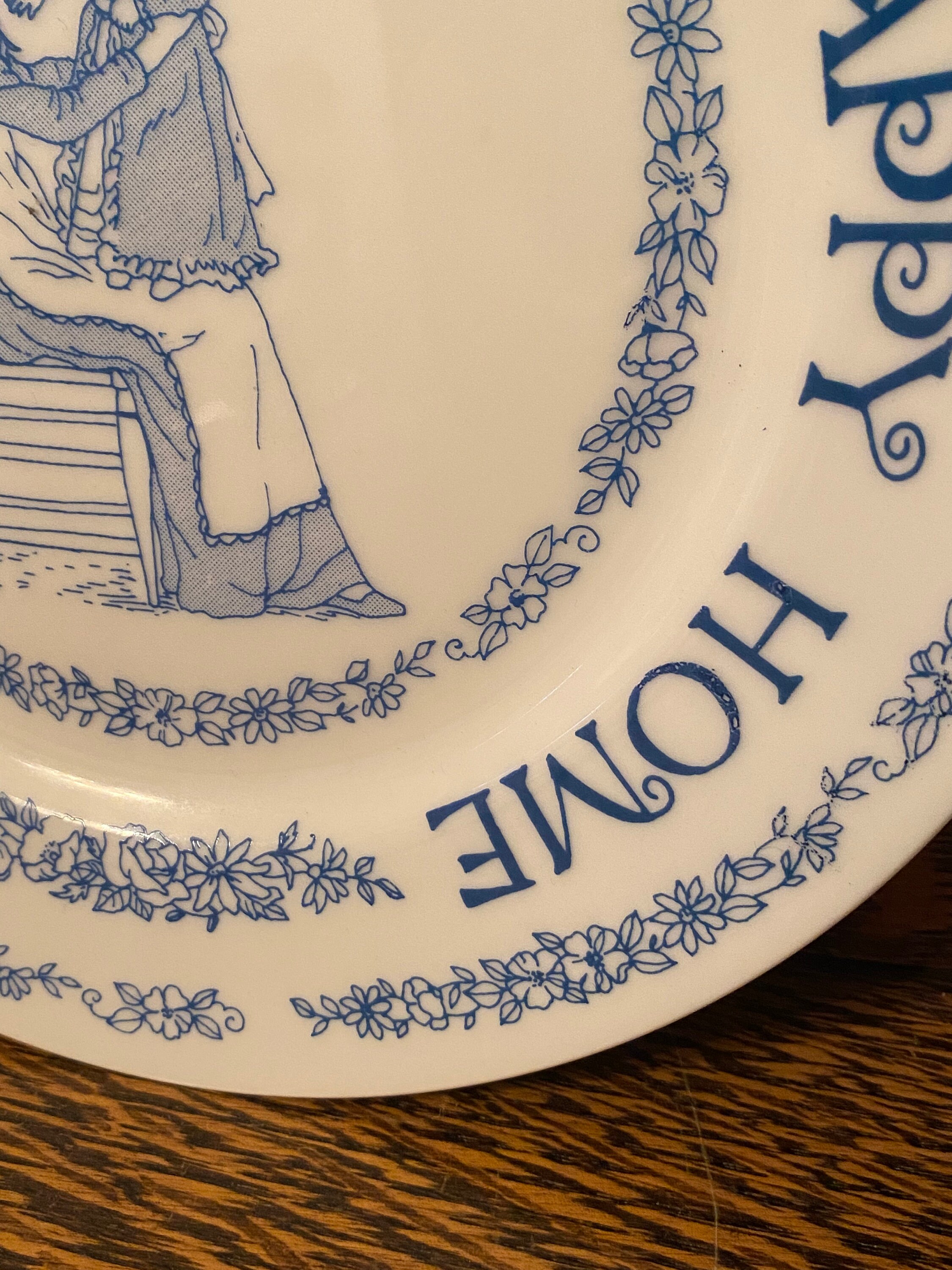 Vintage Giftcraft Mother's Plate “A Good Mother Makes A Happy Home Vintage Giftcraft Mother's Plate “A Good Mother Makes A Happy Home