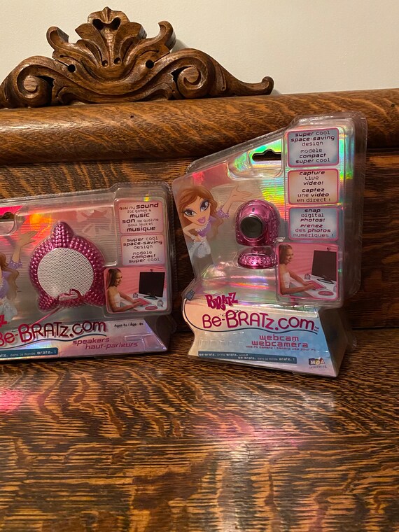 Twin Bratz 美容家電 ピンク Amazon.co.jp: Bratz Tweevils Special Edition 2-Pack Fashion